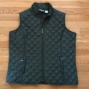 Hunter green light weight vest